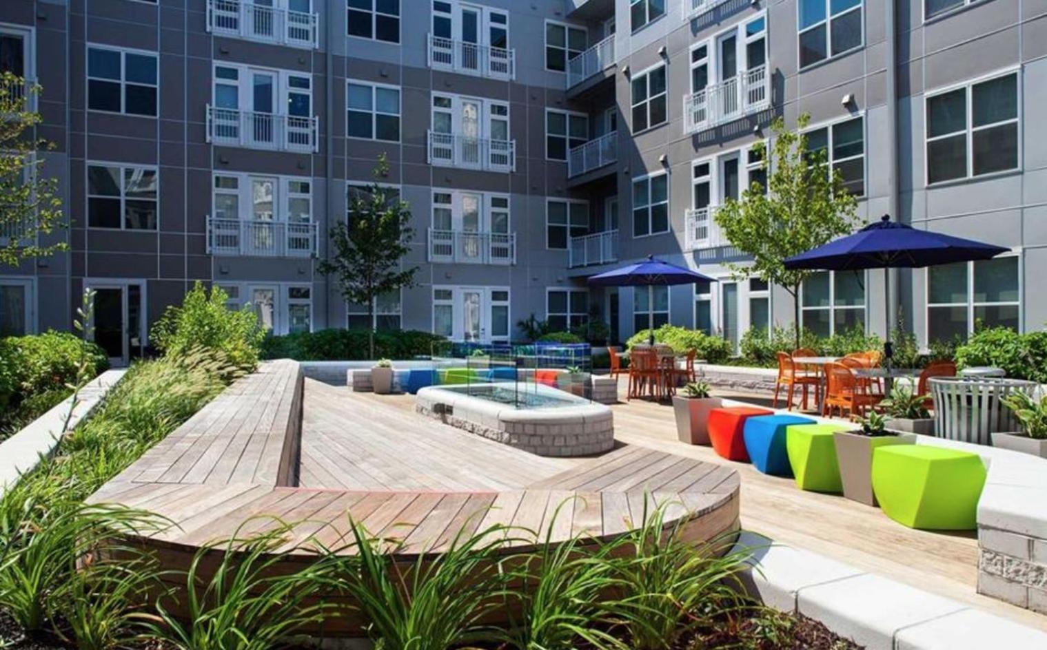 2b W Wd Gym Rooftop Steps From T Stop Bos-533 Apartment